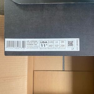 NIKE Jordan 1(Zoom Air Comfort) High Retro OG - Gold Laser